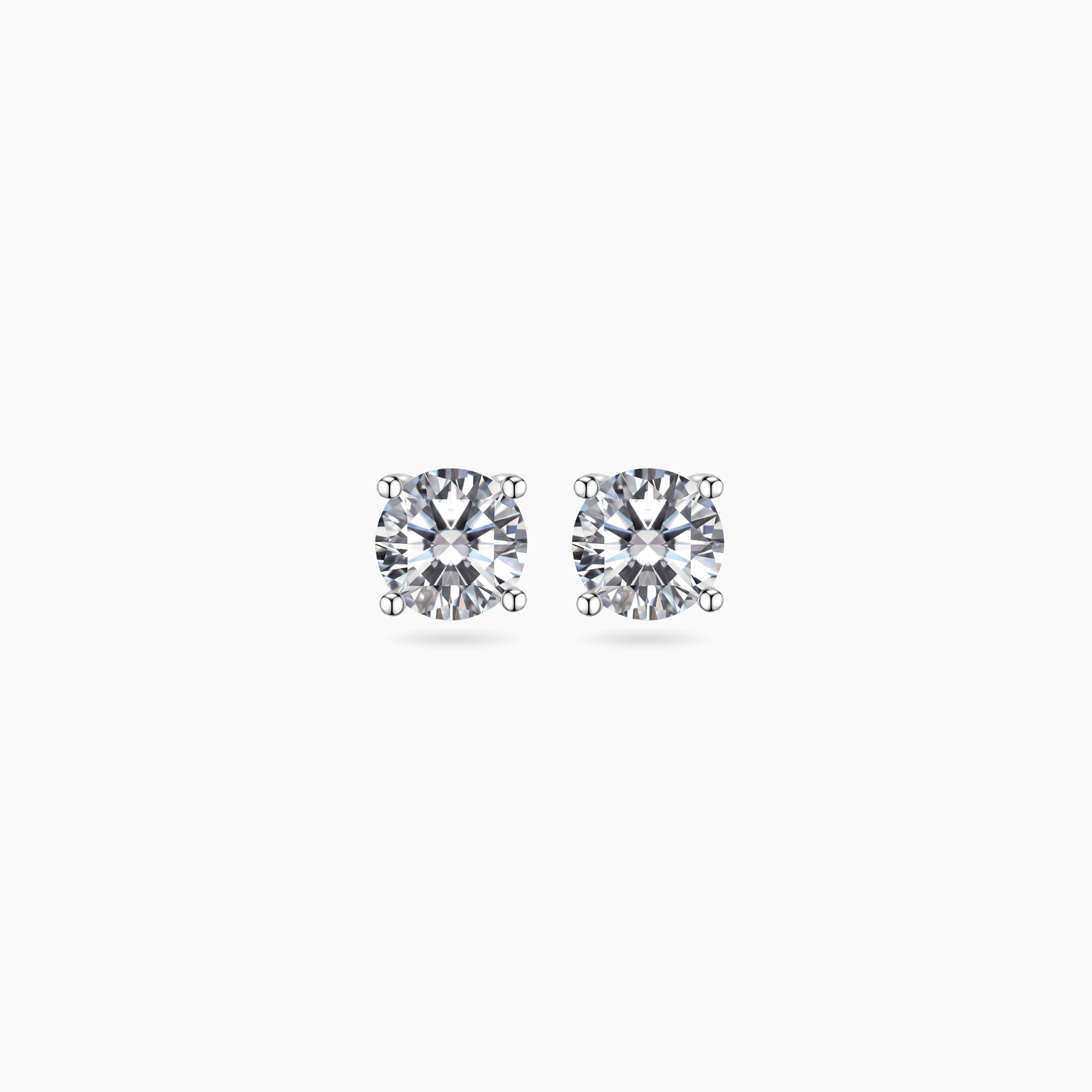Classic Round-Cut Stud Earrings - Moissanite