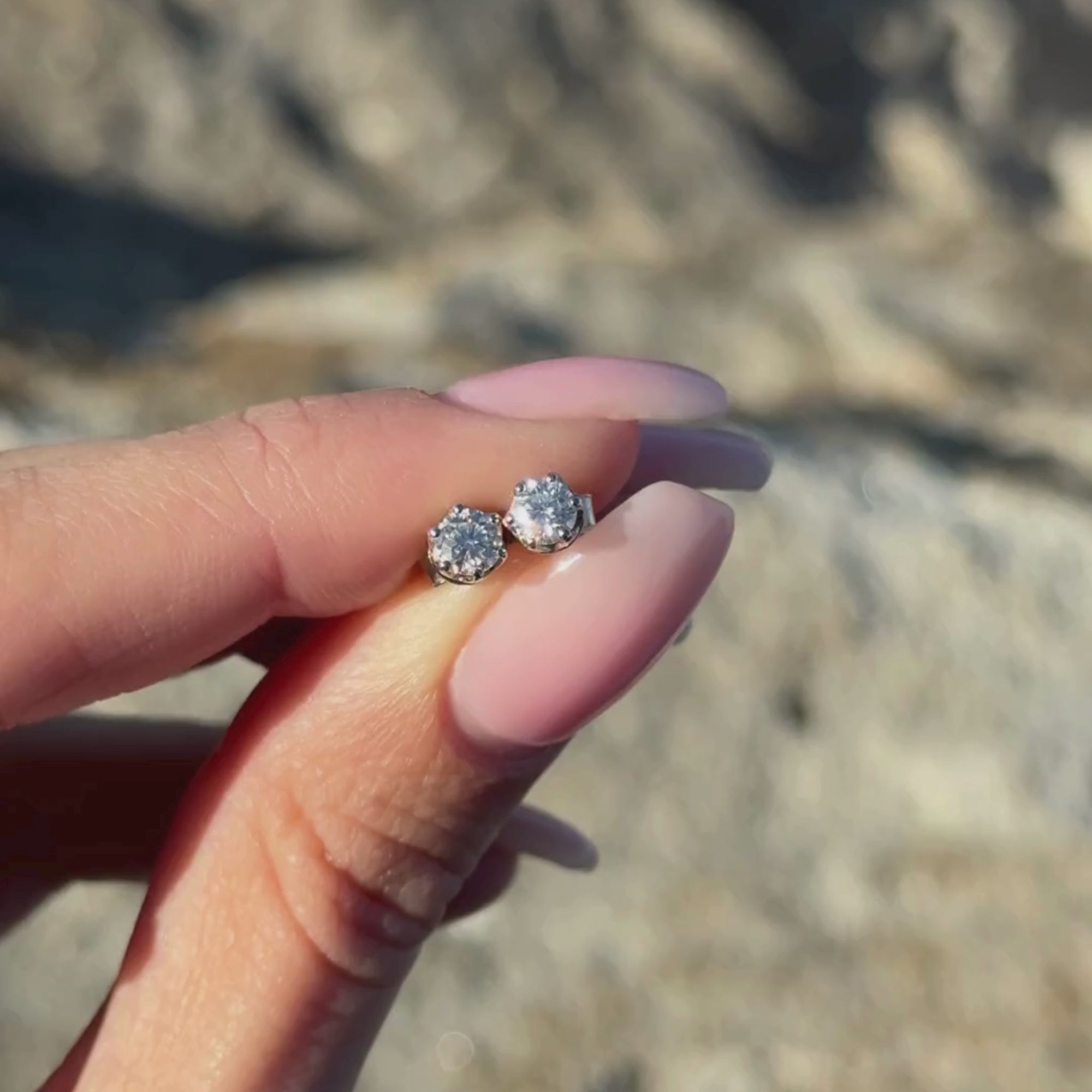 Moissanite stud earrings round cut Bellari